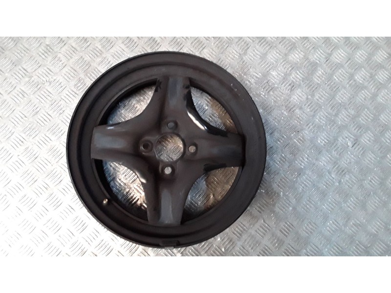 Recambio de llanta para dacia sandero iii 1.0 tce 90 referencia OEM IAM 6X15 4 TORN ET40  HIERRO