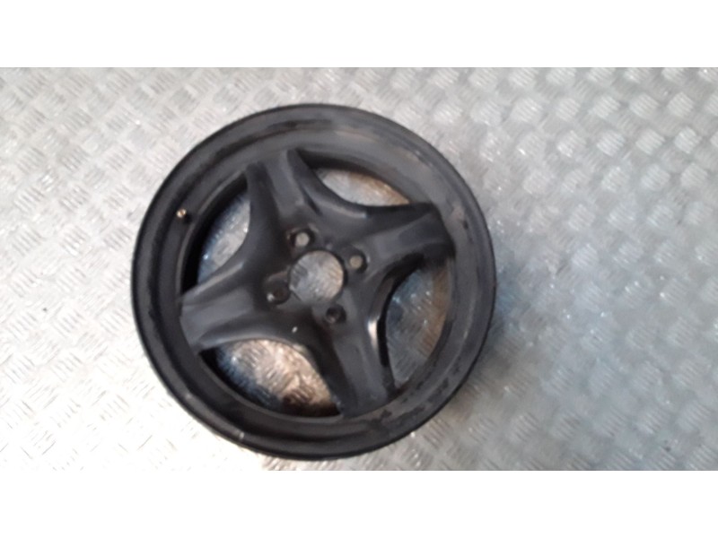 Recambio de llanta para dacia sandero iii 1.0 tce 90 referencia OEM IAM 6X15 4 TORN ET40  HIERRO