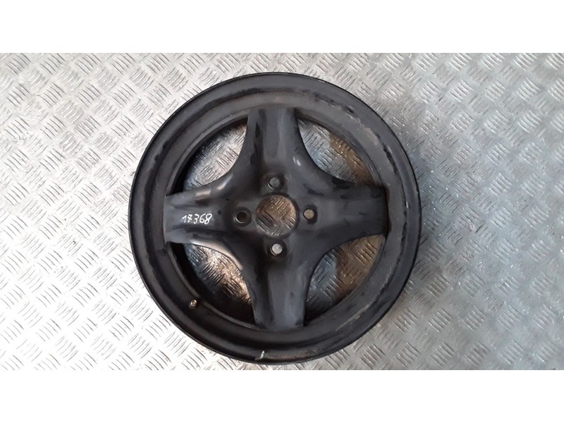Recambio de llanta para dacia sandero iii 1.0 tce 90 referencia OEM IAM 6X15 4 TORN ET40  HIERRO