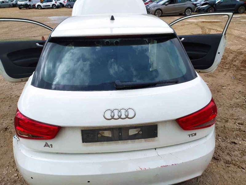 Recambio de porton trasero para audi a1 (8x) attraction referencia OEM IAM 8X3827023  