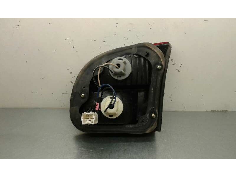 Recambio de piloto trasero izquierdo para daewoo lanos se referencia OEM IAM 96304618  INTERIOR