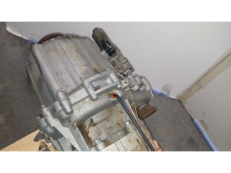 Recambio de caja transfer para land rover range rover (lm) v8 td vogue referencia OEM IAM LR008206 CAJA CAMBIOS APARTE 845422803