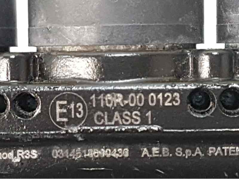 Recambio de rampa inyectora para toyota aygo (kgb/wnb) básico referencia OEM IAM 110R000123 110R000123 