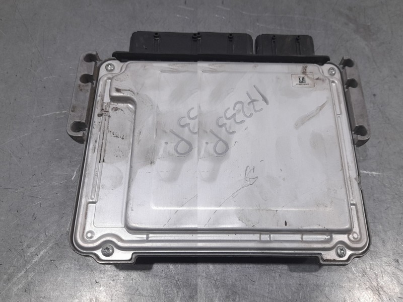 Recambio de centralita motor uce para peugeot partner furgoneta/monovolumen (k9) 1.5 bluehdi 100 referencia OEM IAM 9833749880 0