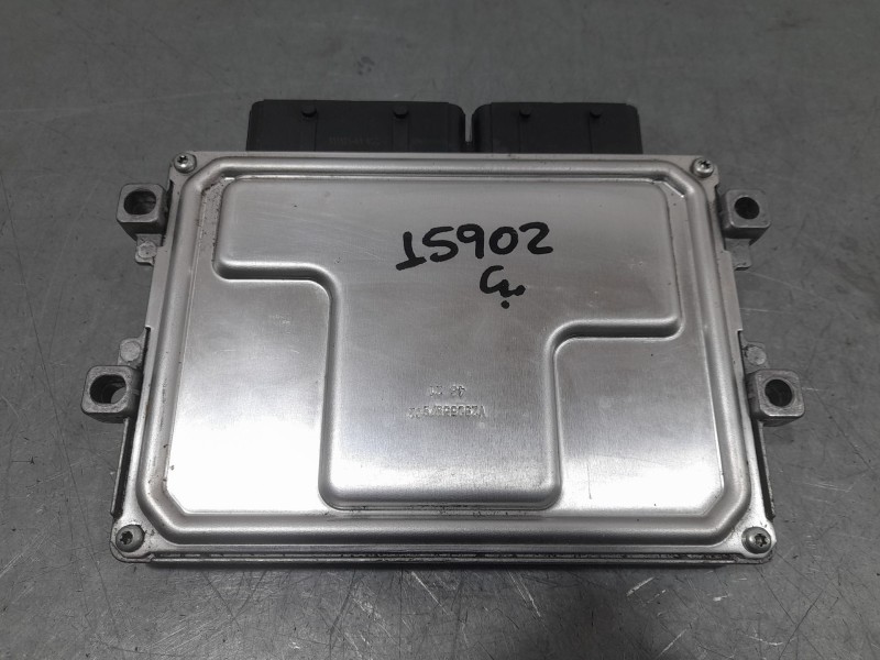Recambio de centralita motor uce para opel corsa f edition referencia OEM IAM 9846386780 A3C0994990001 CONTINENTAL