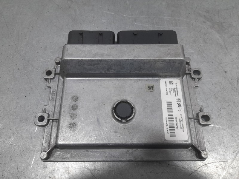 Recambio de centralita motor uce para opel corsa f edition referencia OEM IAM 9846386780 A3C0994990001 CONTINENTAL