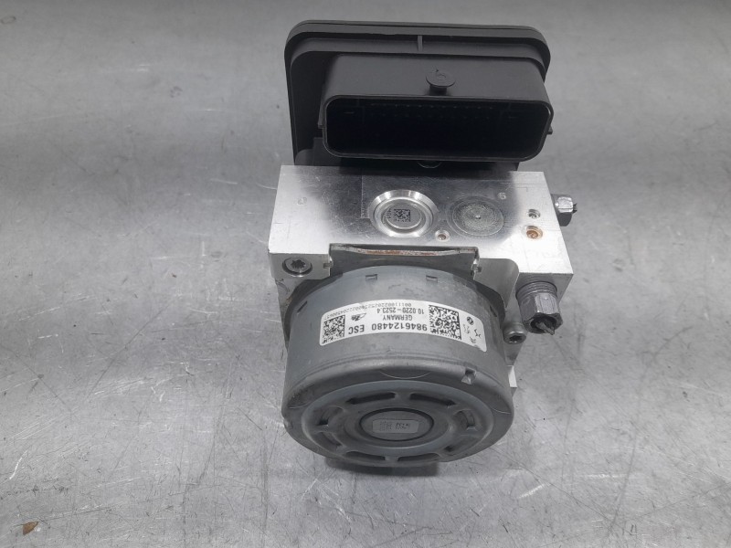 Recambio de abs para opel corsa f edition referencia OEM IAM 9846124480  