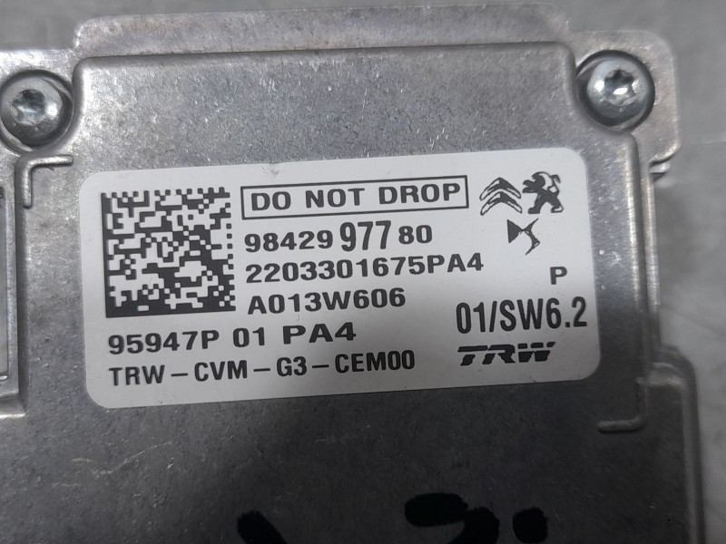 Recambio de camara para opel corsa f edition referencia OEM IAM 9842997780 95947P TRW