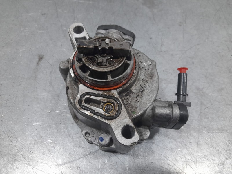 Recambio de depresor freno / bomba vacio para fiat scudo furgoneta 1.5 multijet 120 (506) referencia OEM IAM 9804021880  BOSCH