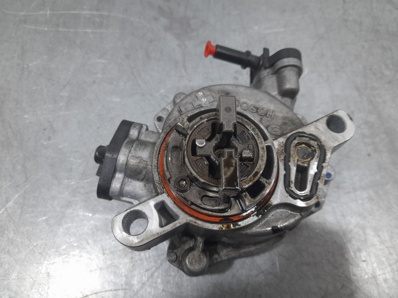 Recambio de depresor freno / bomba vacio para fiat scudo furgoneta 1.5 multijet 120 (506) referencia OEM IAM 9804021880  BOSCH