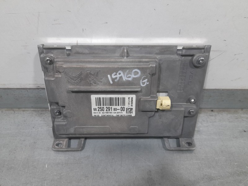 Recambio de sistema navegacion gps para peugeot 2008 (--.2013) style referencia OEM IAM 9825029180  CONTINENTAL
