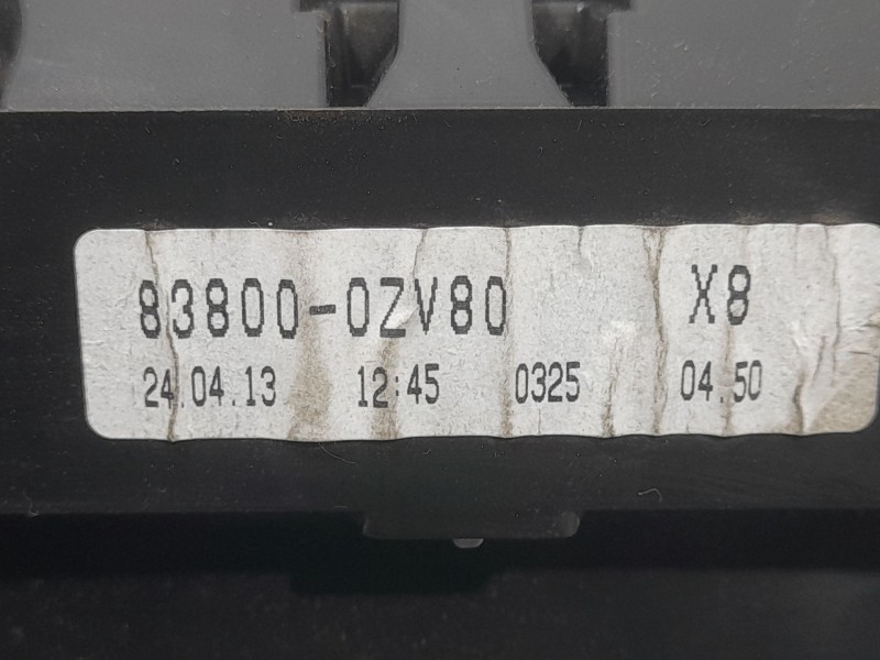 Recambio de cuadro instrumentos para toyota auris active referencia OEM IAM 838000ZV80  