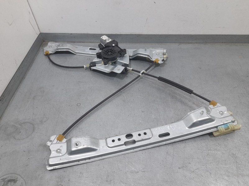 Recambio de elevalunas delantero derecho para dr 4.0 ev referencia OEM IAM J686104120  ELECTRICO