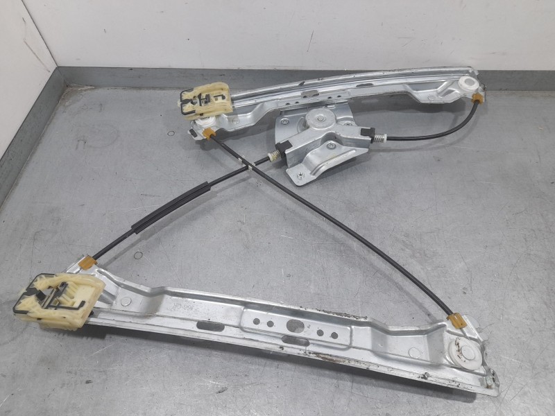 Recambio de elevalunas delantero derecho para dr 4.0 ev referencia OEM IAM J686104120  ELECTRICO