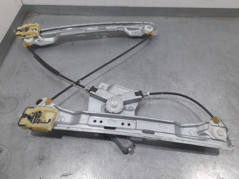 Recambio de elevalunas delantero izquierdo para dr 4.0 ev referencia OEM IAM 22052203921  ELECTRICO