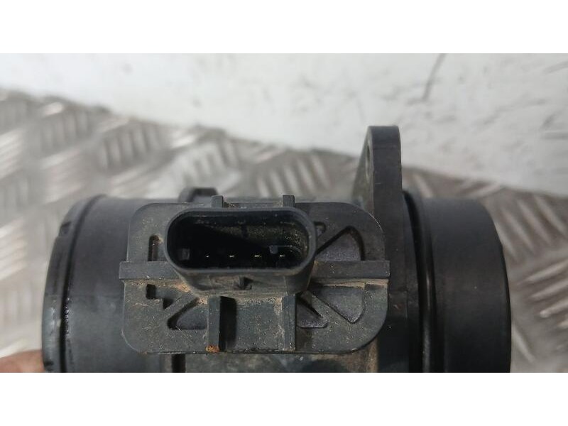 Recambio de caudalimetro para kia rio (yb) attract referencia OEM IAM 2816407000  9021060007