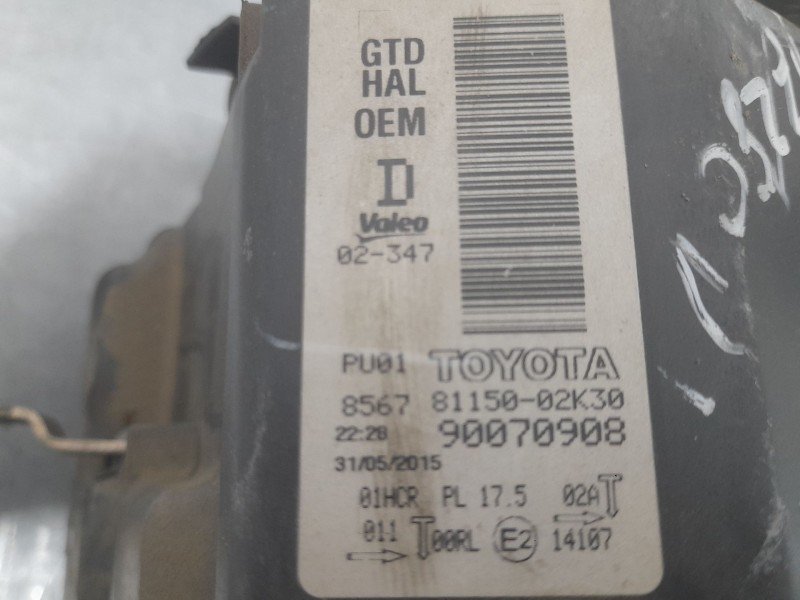 Recambio de faro izquierdo para toyota auris (_e18_) 1.4 d-4d (nde180_) referencia OEM IAM 8117002J61 XENON 