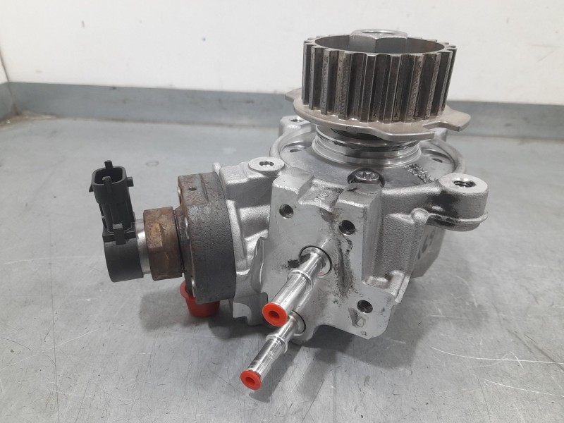 Recambio de bomba inyeccion para iveco daily iv furgoneta 35c12 v, 35c12 v/p, 35s12 v, 35s12 v/p referencia OEM IAM 9817903080 0