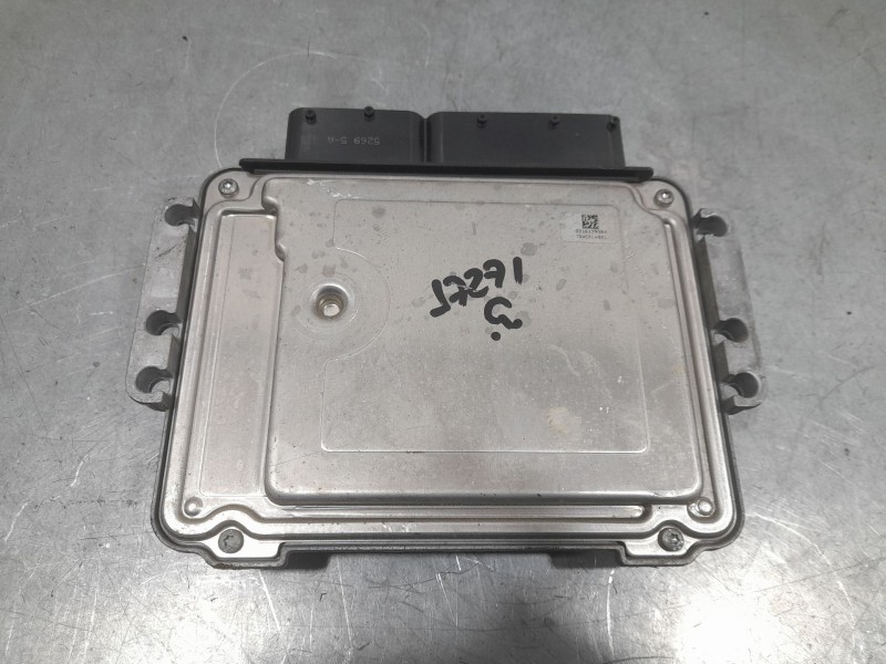 Recambio de centralita motor uce para hyundai i30 (fd) 1.6 crdi referencia OEM IAM 391142A400 0281016573 BOSCH