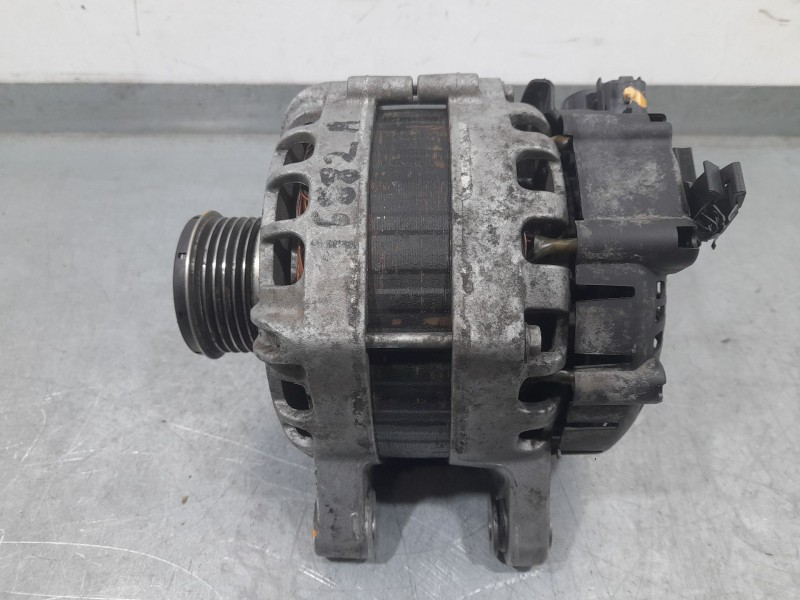 Recambio de alternador para opel vivaro c furgoneta (k0) 1.5 referencia OEM IAM 9809391880 2625767C VALEO