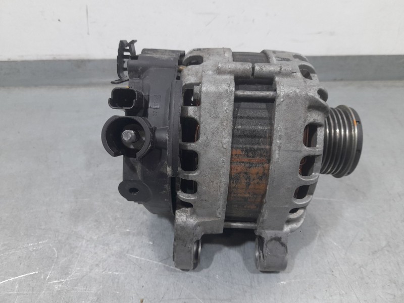 Recambio de alternador para opel vivaro c furgoneta (k0) 1.5 referencia OEM IAM 9809391880 2625767C VALEO