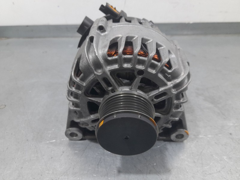 Recambio de alternador para opel corsa f (p2jo) 1.2 (68) referencia OEM IAM 9826574080 2719831C VALEO