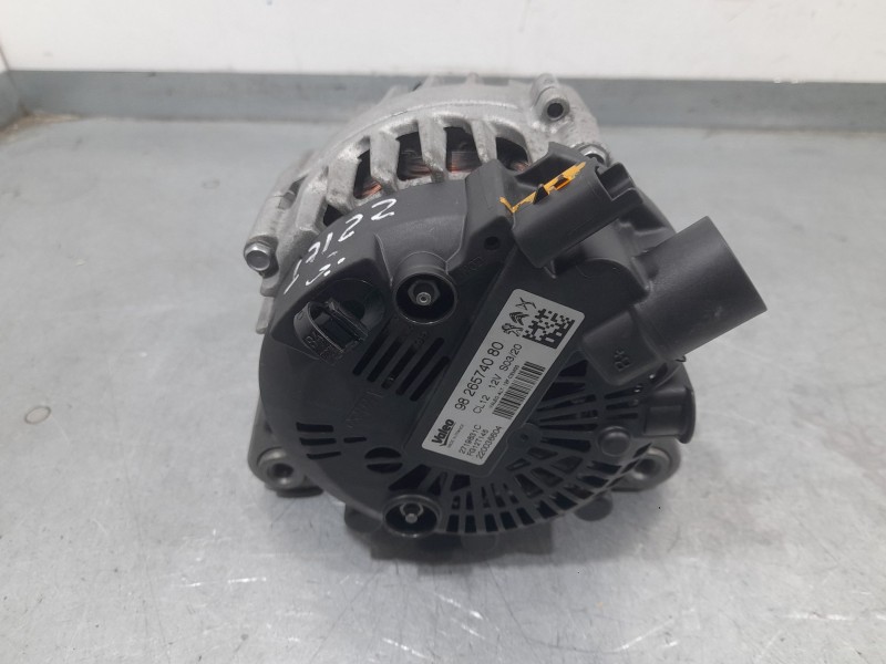 Recambio de alternador para opel corsa f (p2jo) 1.2 (68) referencia OEM IAM 9826574080 2719831C VALEO