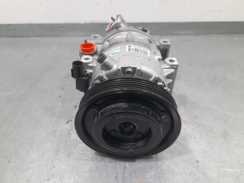 Recambio de compresor aire acondicionado para hyundai i30 (fd) 1.6 crdi referencia OEM IAM F500AN8CA01  