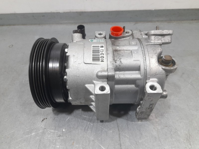 Recambio de compresor aire acondicionado para hyundai i30 (fd) 1.6 crdi referencia OEM IAM F500AN8CA01  