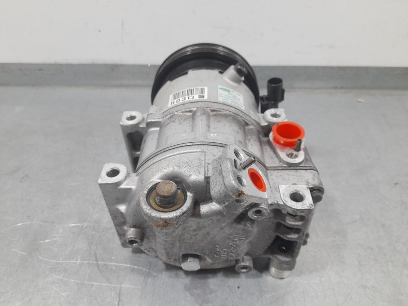 Recambio de compresor aire acondicionado para hyundai i30 (fd) 1.6 crdi referencia OEM IAM F500AN8CA01  