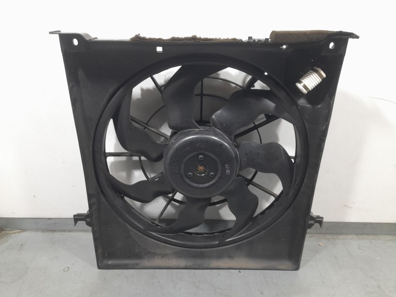 Recambio de electroventilador para hyundai i30 (fd) 1.6 crdi referencia OEM IAM 253801H120  