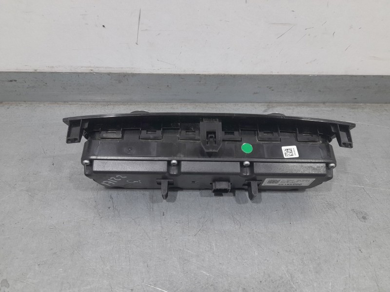 Recambio de mando climatizador para opel corsa f (p2jo) 1.2 (68) referencia OEM IAM 39185000  