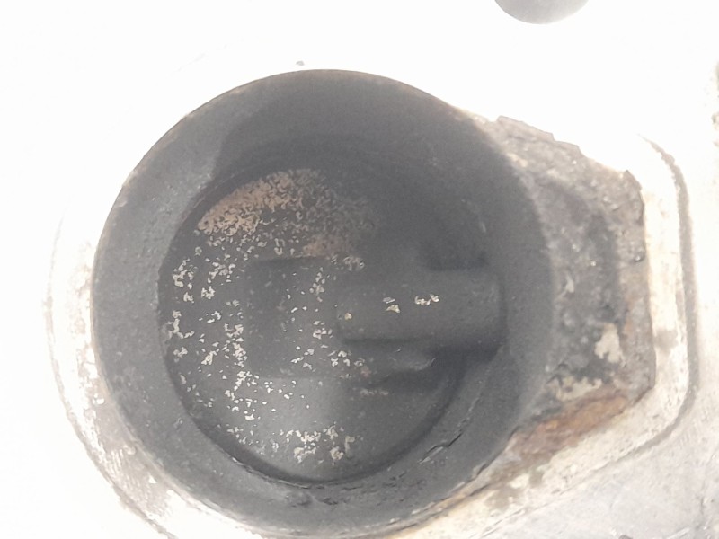 Recambio de caja mariposa egr para nissan cabstar 09.06 cabstar 35.xx cabina simple cabina individual referencia OEM IAM 147105X