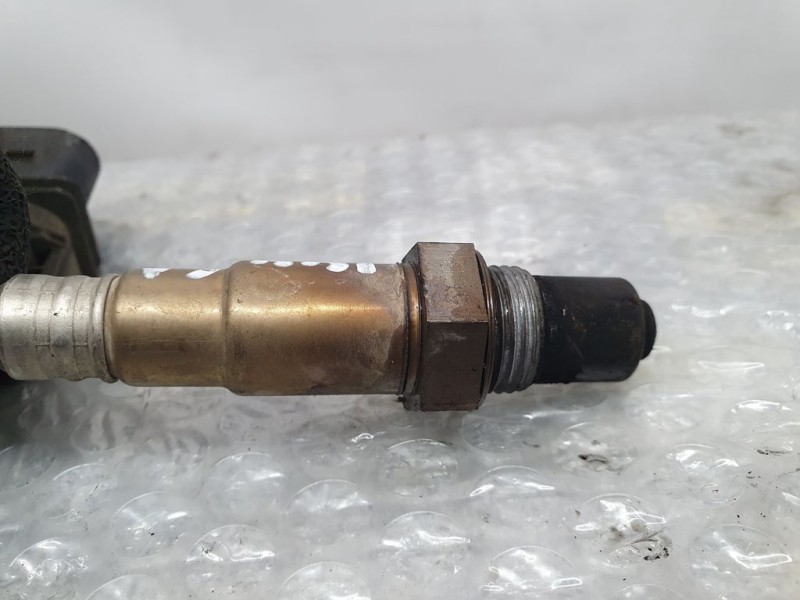 Recambio de sonda lambda para toyota auris active referencia OEM IAM 8946702080 0281004411 