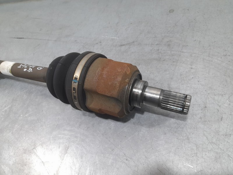 Recambio de transmision delantera derecha para hyundai i30 (fd) 1.6 crdi referencia OEM IAM 495002L210  