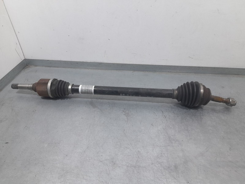 Recambio de transmision delantera derecha para citroën c3 feel referencia OEM IAM 9677476680  