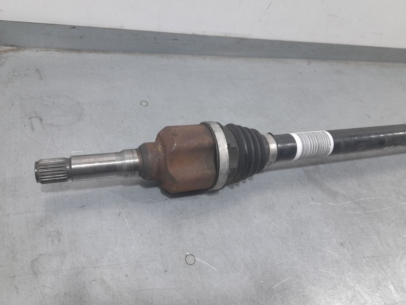 Recambio de transmision delantera derecha para citroën c3 feel referencia OEM IAM 9677476680  