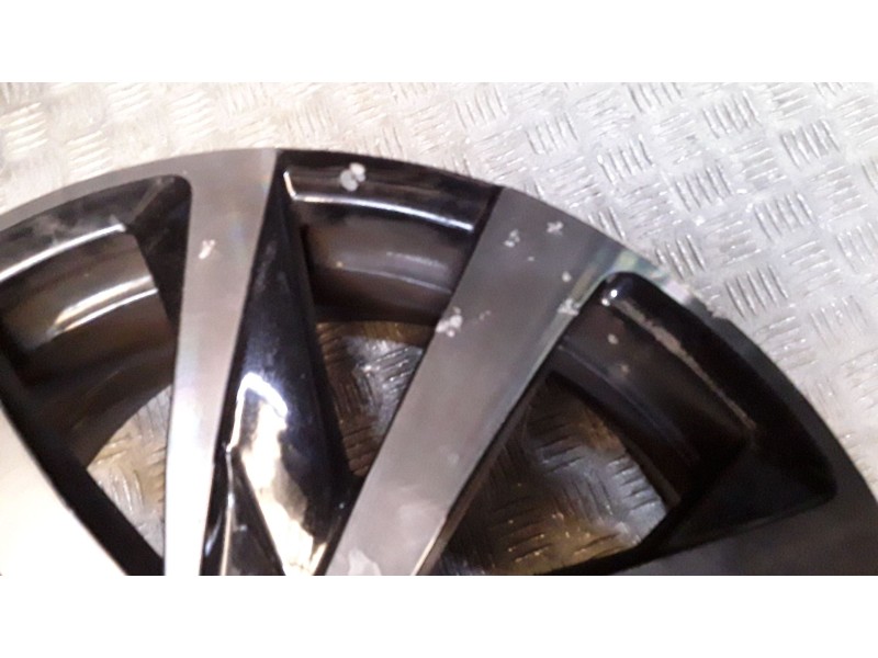 Recambio de juego llantas aluminio para peugeot 308 ii (lb_, lp_, lw_, lh_, l3_) 1.6 bluehdi 120 referencia OEM IAM 8X18 5 TORN 