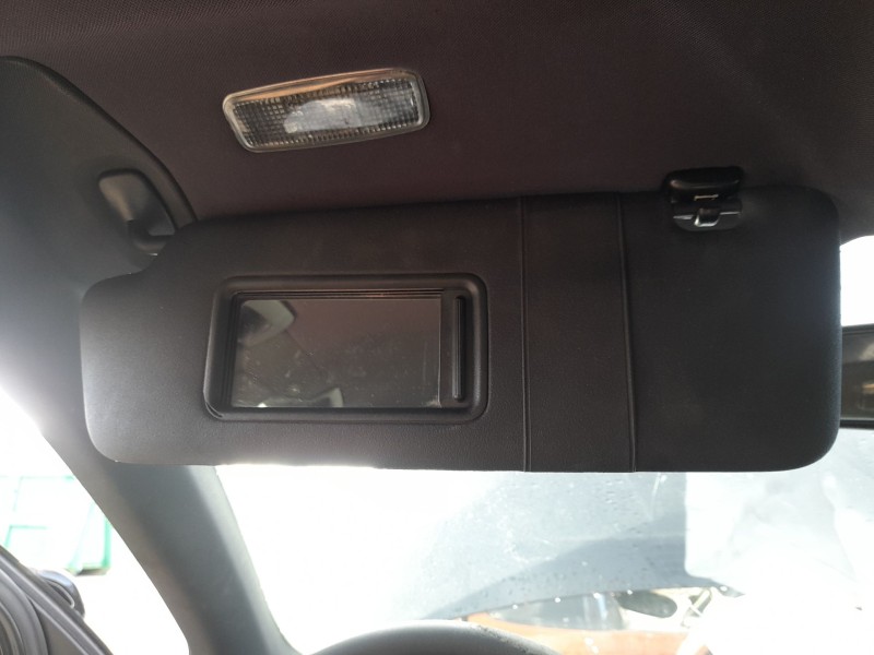 Recambio de parasol izquierdo para audi a4 b7 (8ec) 1.9 tdi referencia OEM IAM   