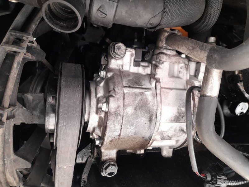 Recambio de compresor aire acondicionado para audi a4 b7 (8ec) 1.9 tdi referencia OEM IAM   