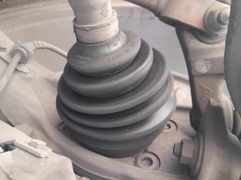 Recambio de transmision delantera izquierda para audi a4 b7 (8ec) 1.9 tdi referencia OEM IAM   