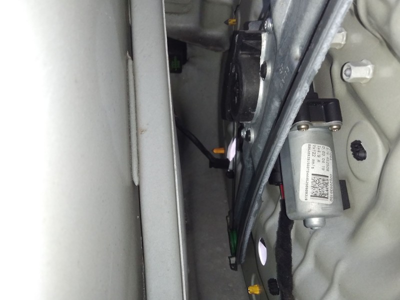 Recambio de elevalunas trasero izquierdo para fiat tipo station wagon (356_, 357_) 1.4 (356wxf1b) referencia OEM IAM 52093915  