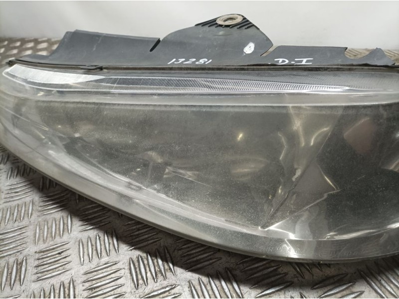 Recambio de faro izquierdo para peugeot 406 berlina (s1/s2) srdt referencia OEM IAM 9630423277 0301175001 BOSCH TOCADO