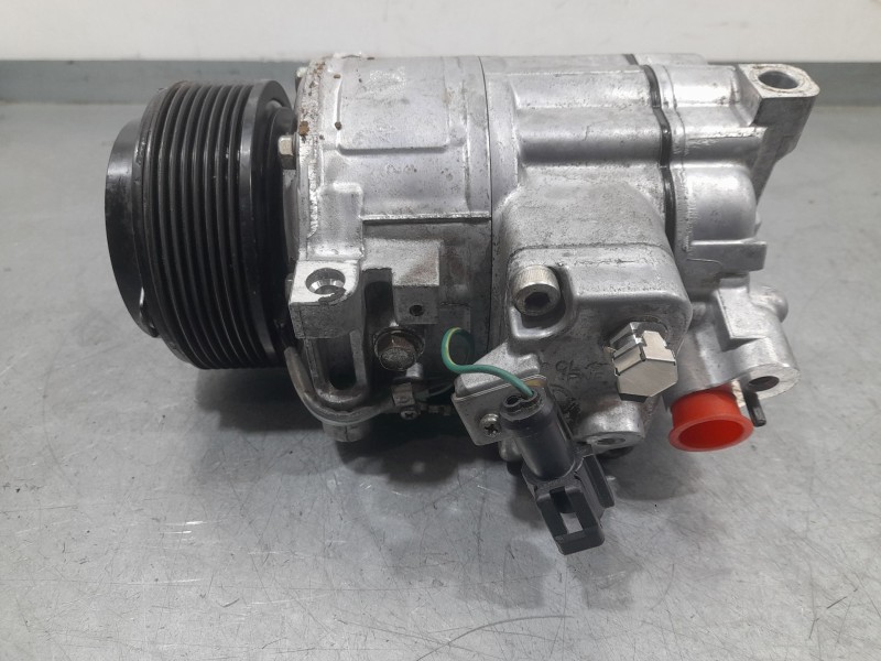 Recambio de compresor aire acondicionado para land rover range rover (lm) v8 td vogue referencia OEM IAM PXV16  