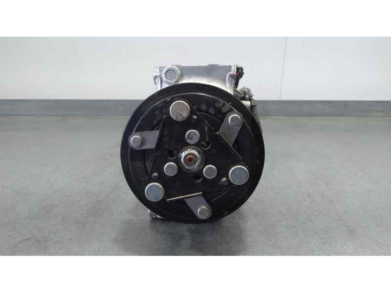 Recambio de compresor aire acondicionado para renault captur ii techno referencia OEM IAM 926006UB0A 8458 SANDEN