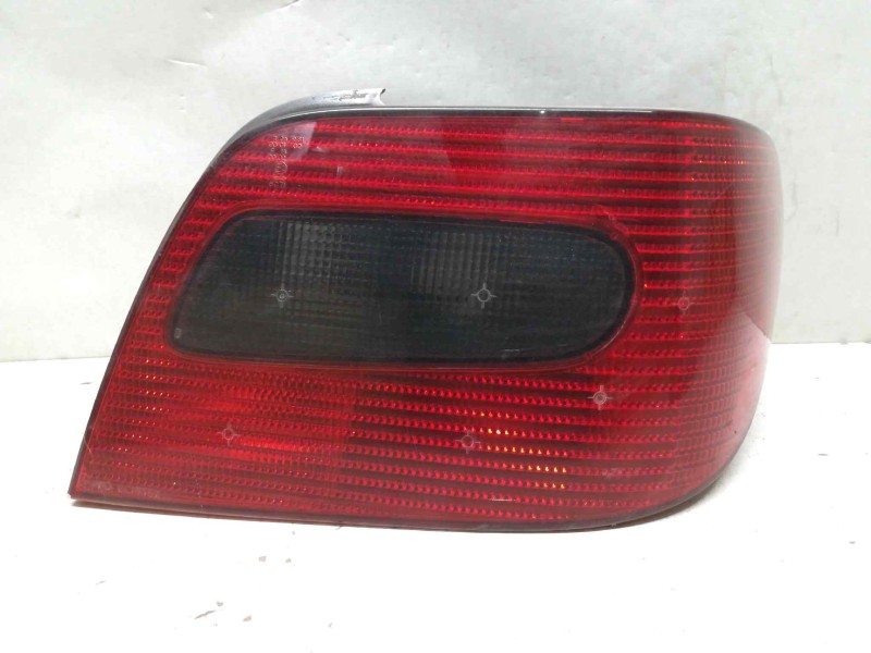 Recambio de piloto trasero derecho para citroën xsara berlina 1.9 d sx referencia OEM IAM   
