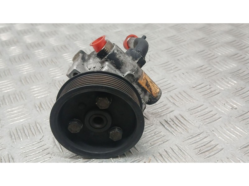 Recambio de bomba direccion para iveco daily iv furgoneta 35c12 v, 35c12 v/p, 35s12 v, 35s12 v/p referencia OEM IAM 5504134868  