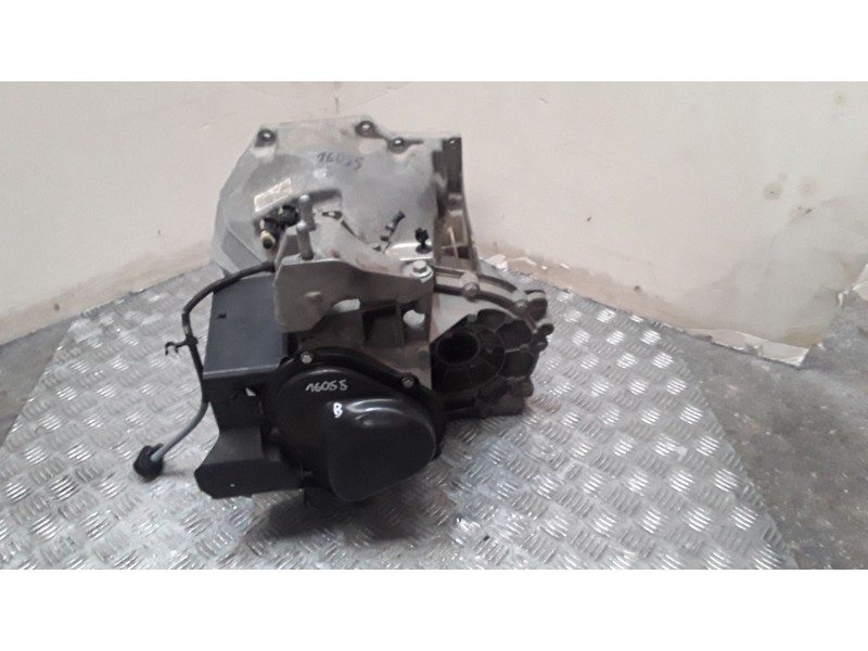 Recambio de caja cambios para ford fiesta (ccn) gt-line referencia OEM IAM DV1R7002ABH  5 VELOCIDADES
