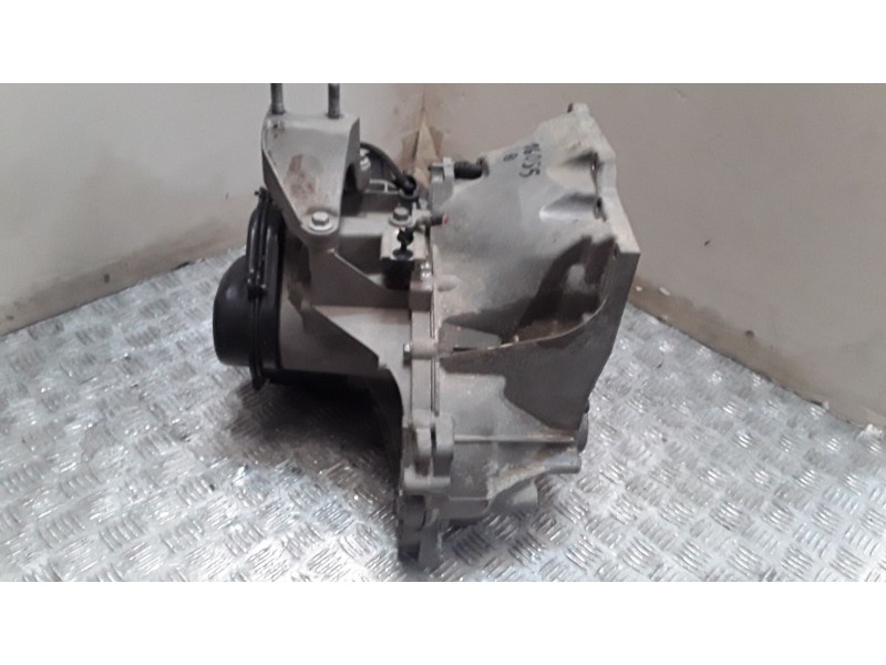 Recambio de caja cambios para ford fiesta (ccn) gt-line referencia OEM IAM DV1R7002ABH  5 VELOCIDADES