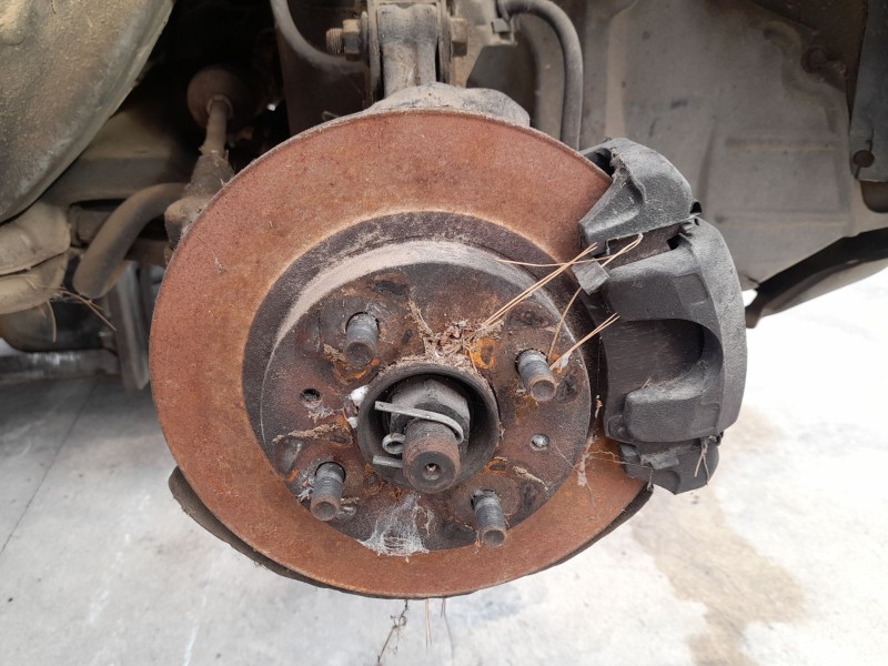 Recambio de mangueta delantera derecha para nissan almera i (n15) 2.0 d referencia OEM IAM   